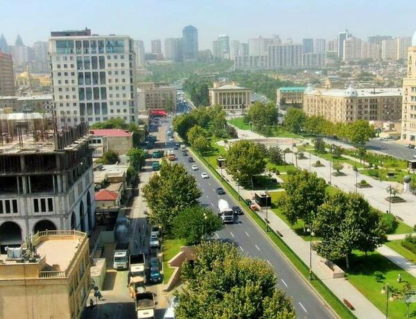Bakının bu küçəsində təmir işləri aparılır –