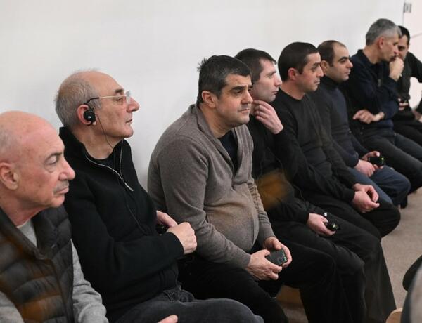Ermənistanın hərbi təcavüzü nəticəsində çoxsaylı cinayətlər törətməkdə təqsirləndirilən şəxslərin məhkəməsi davam etdirilir –