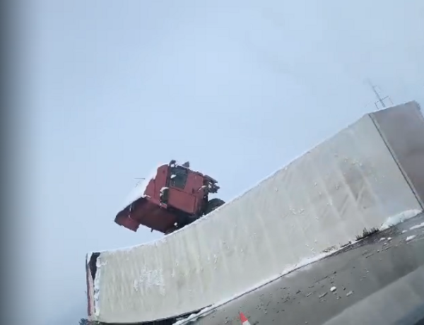 Hacıqabulda yol qəzası olub, yaralanan var –
