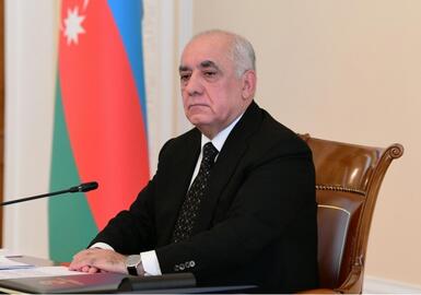 Əli Əsədov yeni qərar imzaladı