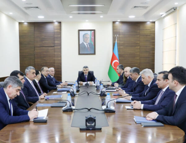 Hakimliyə namizədlə fərdi söhbətlər aparıldı –