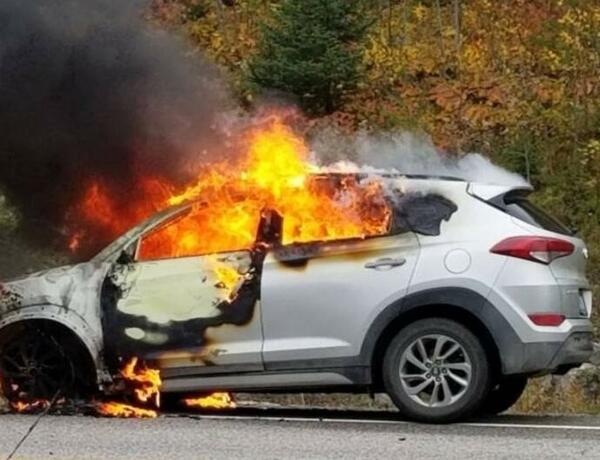 Gəncədə “Hyundai” markalı avtomobil yandı