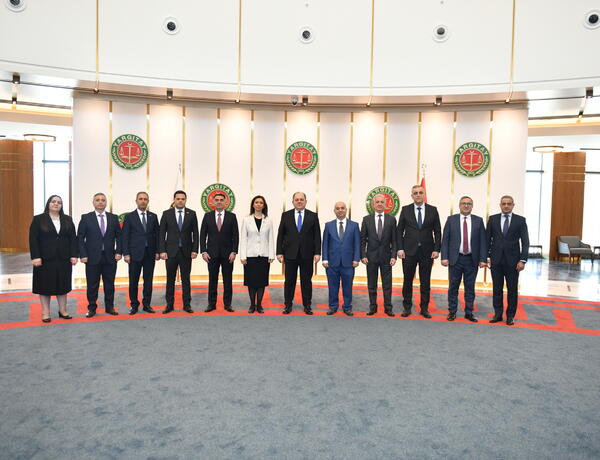 Azərbaycan Respublikasının kommersiya mübahisələrinə baxan hakimləri Türkiyədə səfərdə olublar –