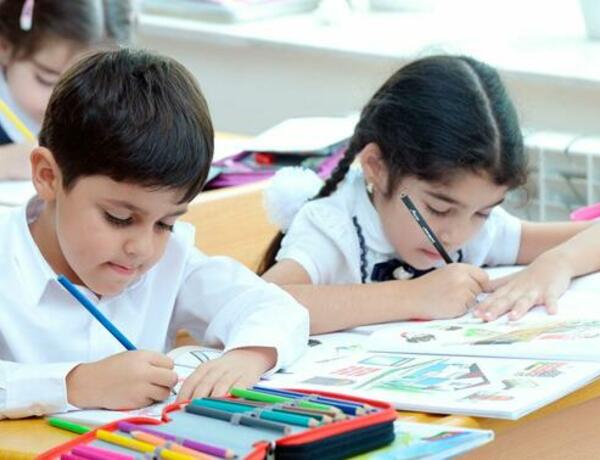 Şagirdlərin elektron yerdəyişməsi başlayıb