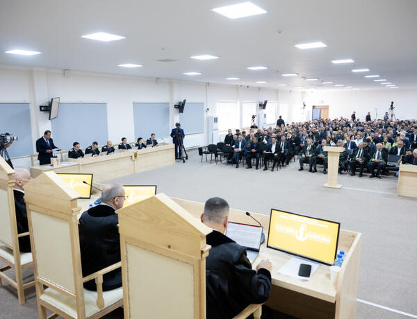 Ermənistan silahlı qüvvələrinin Qaradağlı kəndini işğal etməsi, azərbaycanlıları vəhşicəsinə qətlə yetirməsi, işgəncə verməsi ilə bağlı sənədlər məhkəmədə tədqiq olundu –