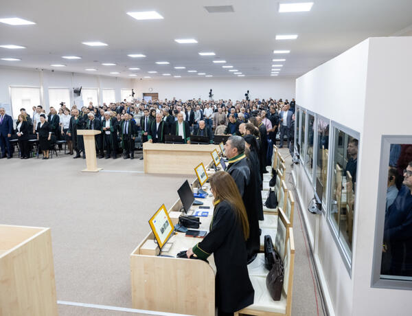 Keçmiş münaqişə dövründə Ermənistanın Azərbaycanın suveren ərazilərinə hərbi müdaxilə etmə öhdəliyi götürmək barədə imzaladığı məxfi sənədlə bağlı material məhkəmədə tədqiq olundu –
