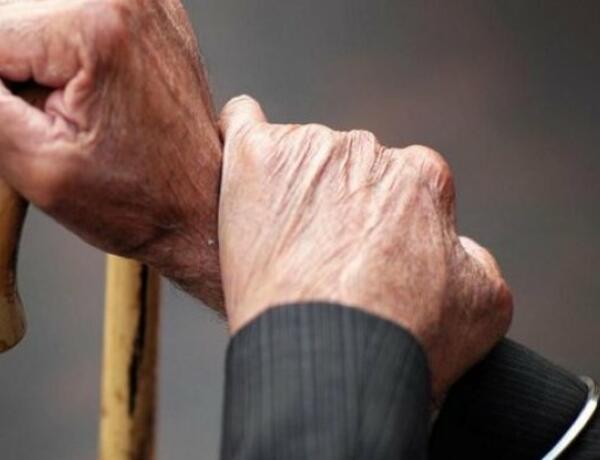 Bakıda 69 yaşlı qadın keçmiş ərini döydü