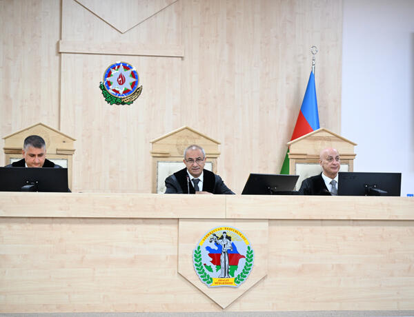 Ermənistan silahlı qüvvələrinin hücumları nəticəsində yaralanmış, əsirlikdə və girovluqda işgəncələrə məruz qalmış, mina qurbanı olmuş şəxslər məhkəmədə ifadə veriblər –