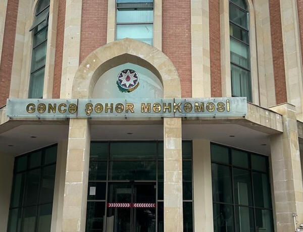 Gəncə Şəhər Məhkəməsində “2025-ci il Konstitusiya və Suverenlik İli” çərçivəsində seminar keçirildi