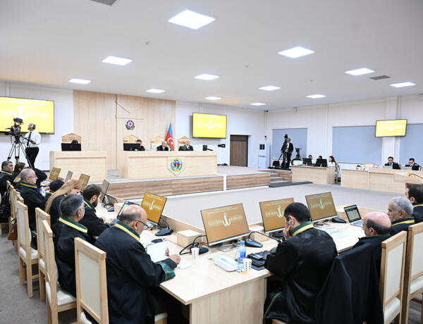 Ermənistan silahlı qüvvələrinin azərbaycanlı əsirlərə işgəncə verməsi ilə bağlı sübutlar məhkəmədə nümayiş etdirilib –