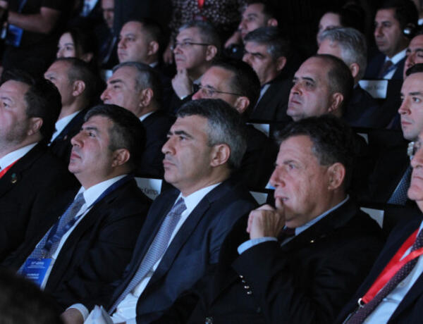 Bakıda “Məhkəmə hakimiyyəti və hakimiyyətin digər iki qolu arasında münasibətlər” mövzusunda beynəlxalq konfrans keçirilib –