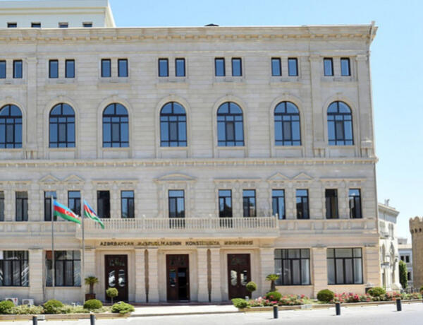 Konstitusiya Məhkəməsi Prokurorluğun sorğusu əsasında qərar qəbul etdi