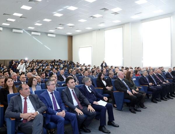 Xankəndidə “Məhkəmə sisteminin inkişafının konstitusiya təminatı: müasir çağırışlar” mövzusunda konfrans keçirildi –