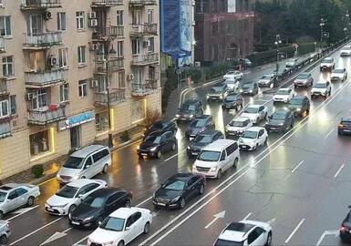 Bu yollarda tıxac var – SİYAHI