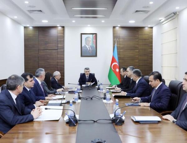 Məhkəmə-Hüquq Şurasının növbəti iclası keçirildi –
