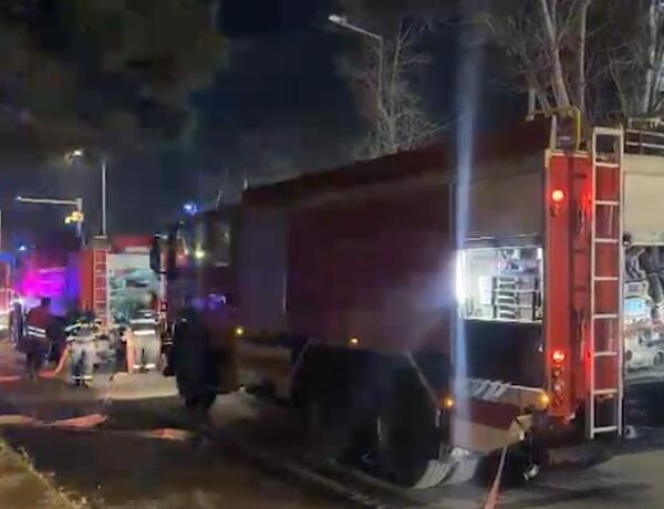 Bakıda binada yanğın söndürüldü –