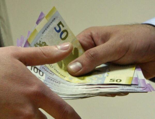 Dələduzluq etdiyinə görə axtarışda olan 10 nəfər saxlanıldı