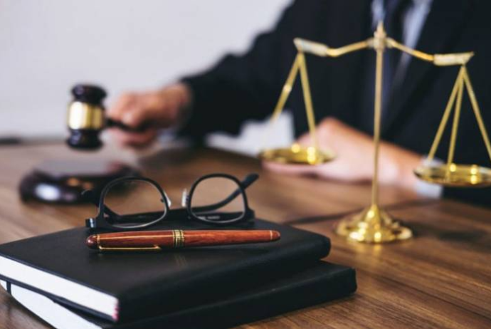 İnstitusional yaddaşın və qanunçuluq prinsiplərinin təcəssümü
