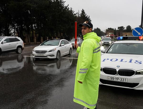 DİN: Polis yağışlı havada fasiləsiz xidməti davam etdirir –