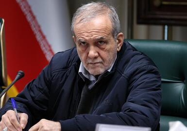 Pezeşkan Rusiyaya səfər etdi