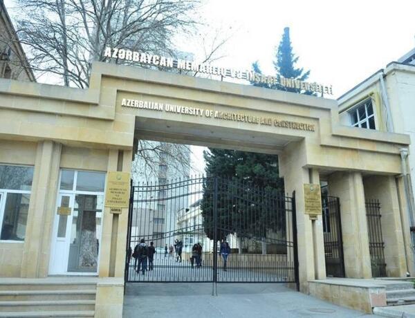 Memarlıq və İnşaat Universitetinin həyətində yanğın olub –