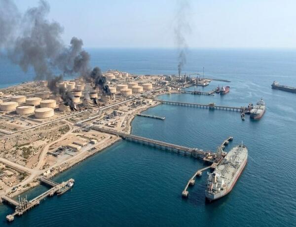 Xark adasında İrana məxsus tanker hədəfə alındı