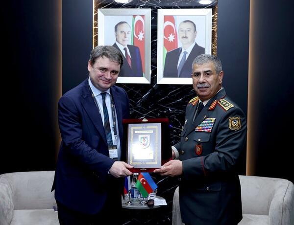 Azərbaycan və Rusiya arasında hərbi sahədə əlaqələrin inkişaf istiqamətləri müzakirə olundu –