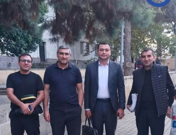 Həbsdə olan 2 vəkil azadlığa buraxıldı