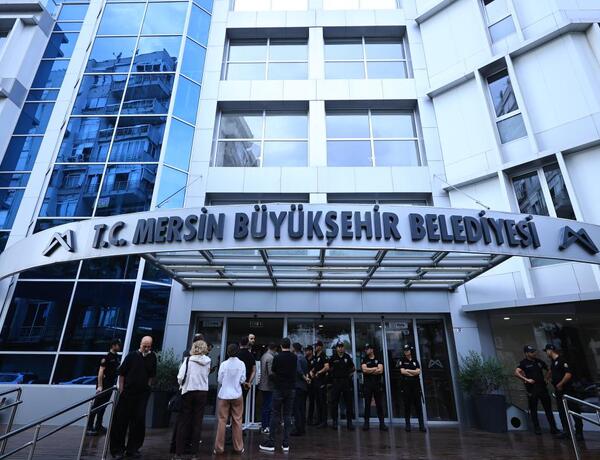 Türkiyədə saxlanılan 3 bələdiyyə sədrinin məhkəməsi başlayır