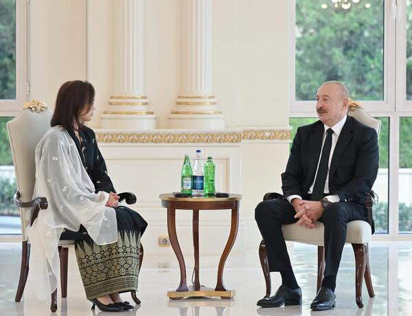 İlham Əliyev yeni təyin olunmuş səfirini qəbul etdi –