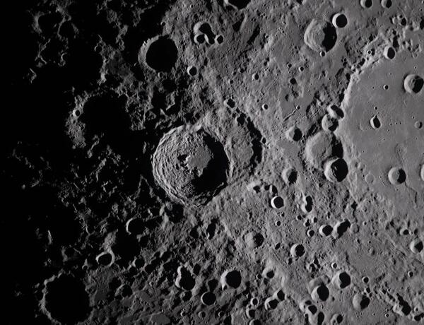 NASA Ayda yeraltı mağaraları araşdıracaq