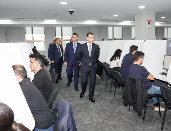 Prokurorluq orqanlarına qulluğa qəbulla bağlı test imtahanı keçirildi –