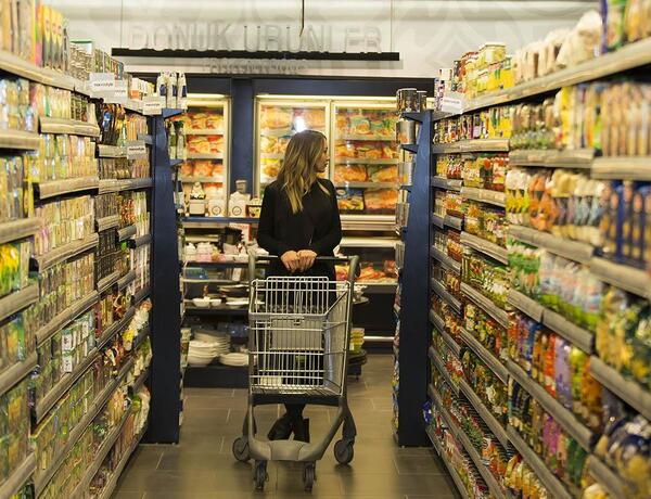 Fransada 150-dən çox supermarketə kiberhücum olub
