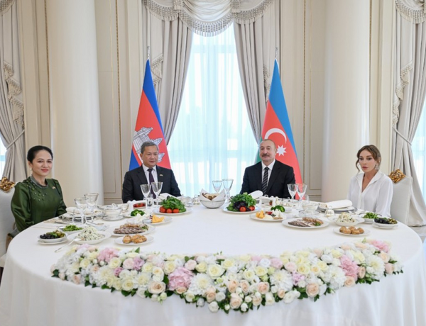 Prezident İlham Əliyevin adından Kamboca Baş nazirinin şərəfinə rəsmi nahar verildi –