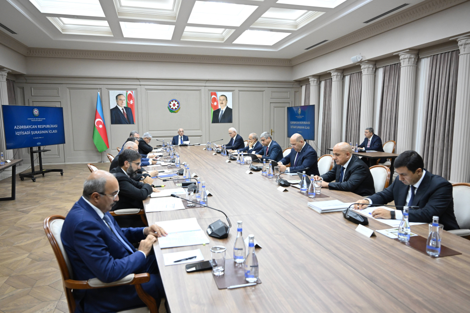 İqtisadi Şuranın növbəti iclası oldu –