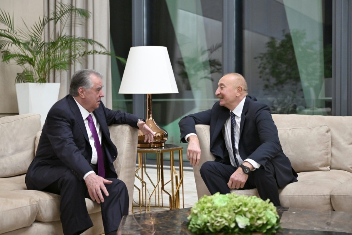 Prezident İlham Əliyev Tacikistan Prezidenti ilə görüşdü