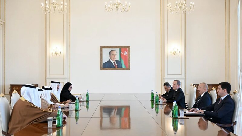 Prezident İlham Əliyev Bəhreynin xarici işlər nazirini qəbul etdi –