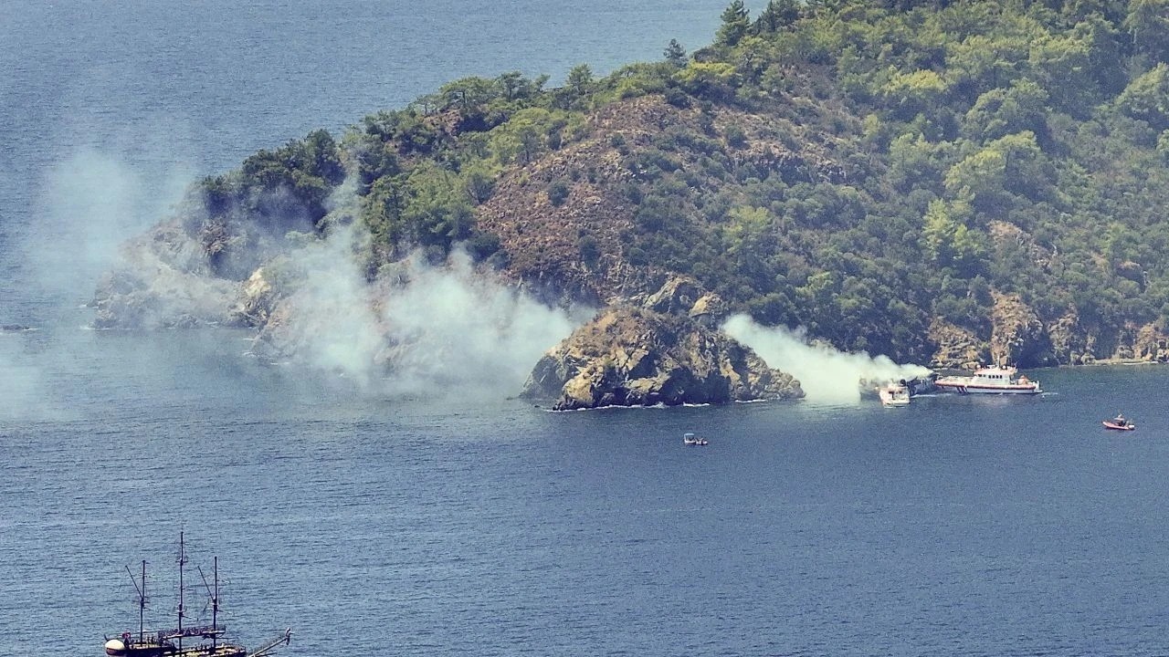 Kruiz gəmisindən dənizə atılan qadın 20 saat sonra xilas edildi