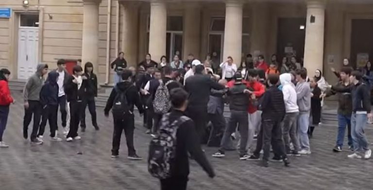 Mətbuat Şurası Bakıda məktəbdəki insidentlə bağlı açıqlama yaydı