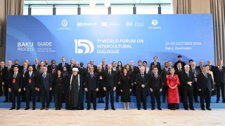 İlham Əliyev VII Ümumdünya Mədəniyyətlərarası Dialoq Forumunun açılışında çıxış edir