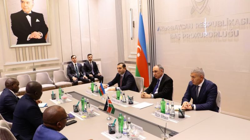 Baş prokuror Kamran Əliyev Keniya Respublikasının Dövlət Prokurorluğunun direktoru ilə görüşdü