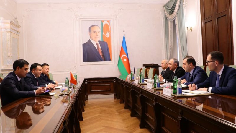 Kamran Əliyev Qırğızıstan Respublikası Baş prokurorunun birinci müavini ilə görüşdü – FOTO