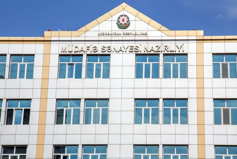 Müdafiə Sənayesi Nazirliyinin kollegiyasının yeni tərkibi təsdiqləndi