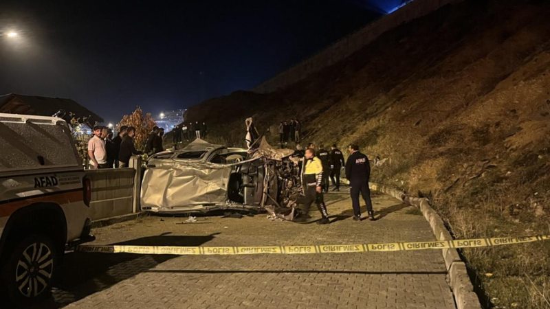 Türkiyədə ağır qəza: 2 nəfər öldü
