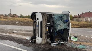Türkiyədə avtobus aşdı: 15 nəfər yaralandı